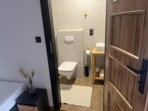 Happy 4 Aparthotel Krosno Buitenkant foto